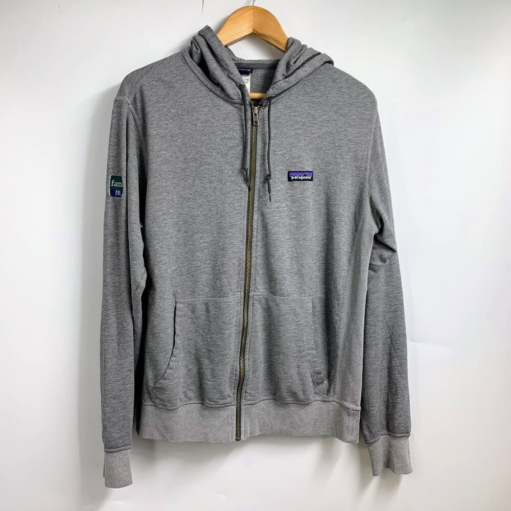 Patagonia Men's P-6 Label Lightweight Full-Zip Cotton Long Sleeve Hoody Size M
